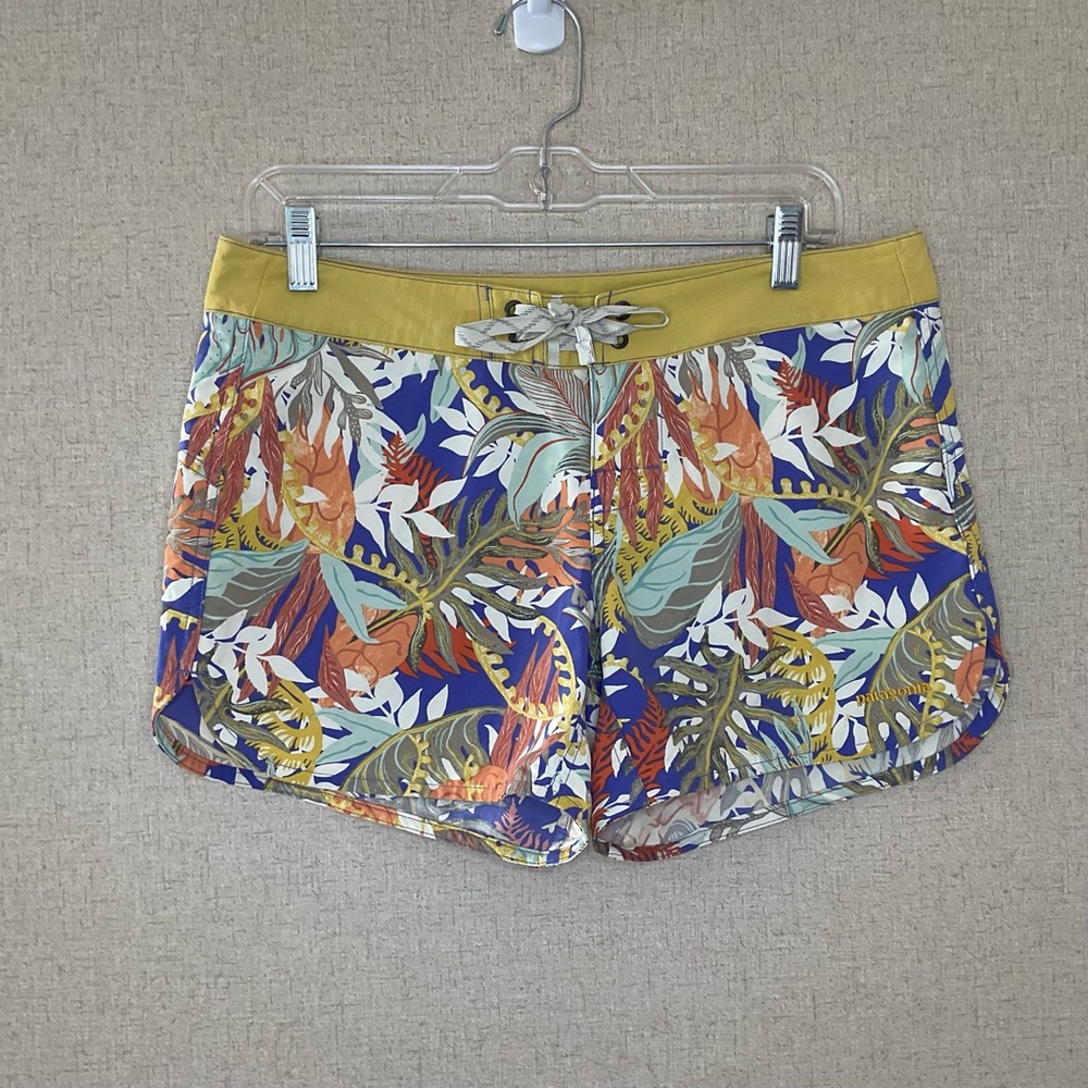 Patagonia Wavefarer Board Shorts Jurassic Ferns Violet Blue